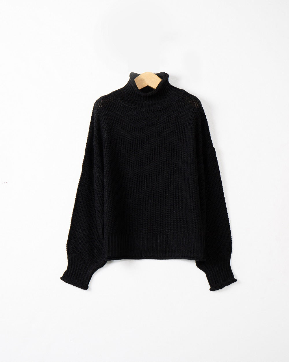 Damen modischer Pullover mit hohem Kragen und strukturierter Textur EB