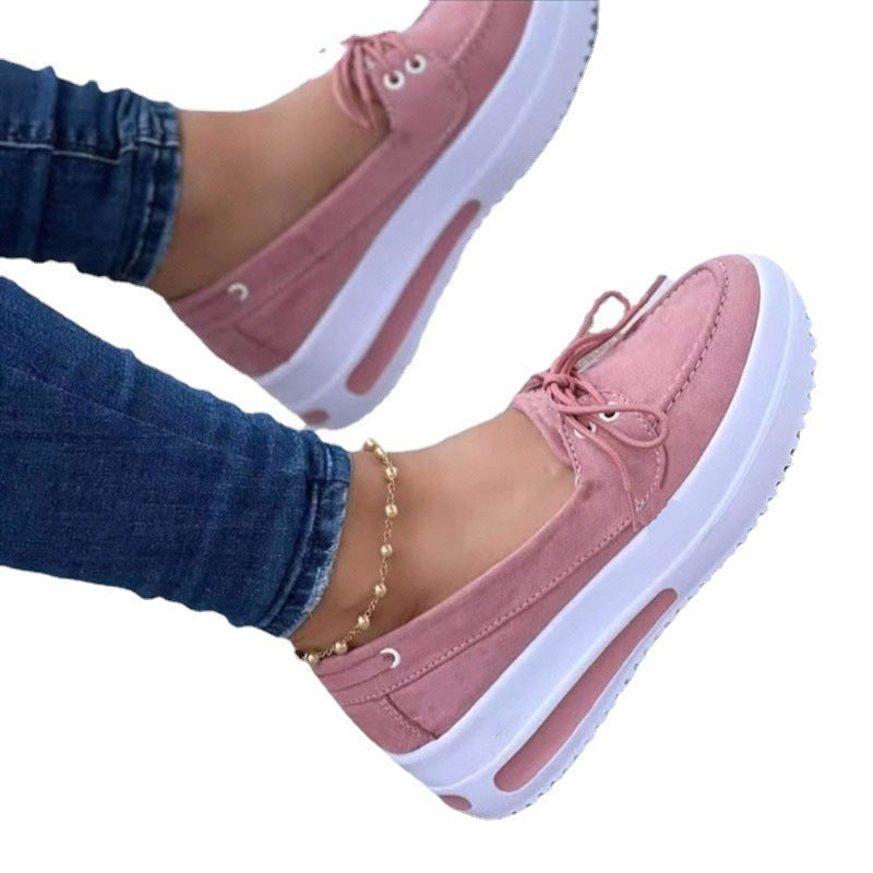 Damen Slip-On Sneakers mit verstärktem Komfort und modischer Sohle EB