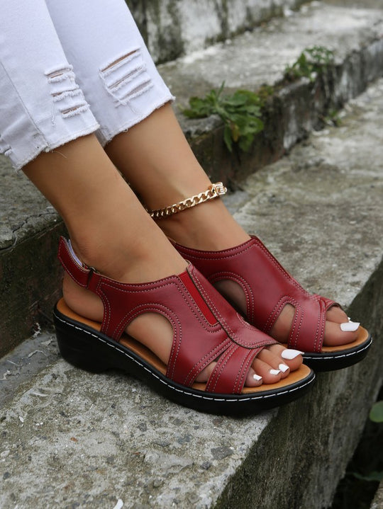 Damen bequeme Sandalen mit modischem Cut-Out-Design EB