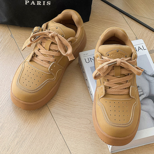 Damen Sportliche Sneakers aus hochwertigem Veloursleder mit dämpfendem Sohlenprofil EB