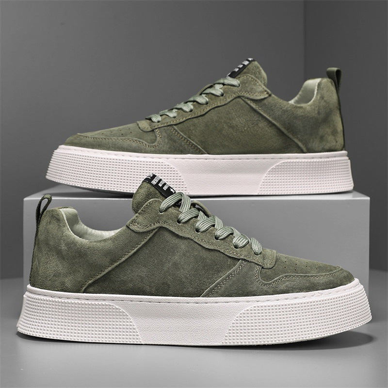 Damen Sneakers mit hochwertigem Wildleder-Obermaterial und rutschfester Sohle EB
