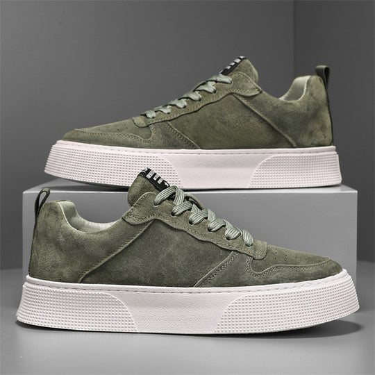 Damen Sneakers mit hochwertigem Wildleder-Obermaterial und rutschfester Sohle EB