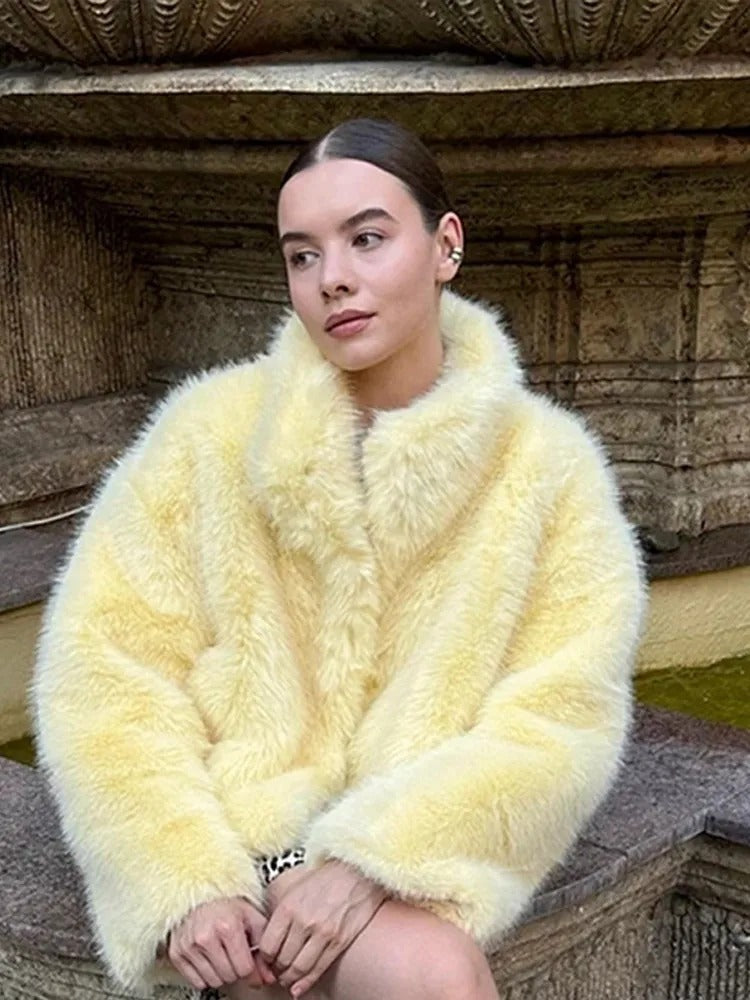 Damen Modische Kunstfelljacke mit voluminösen Ärmeln EB