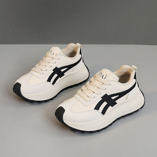 Damen Sportliche Sneaker mit modernem Dämpfungssystem und trendigem Obermaterial EB