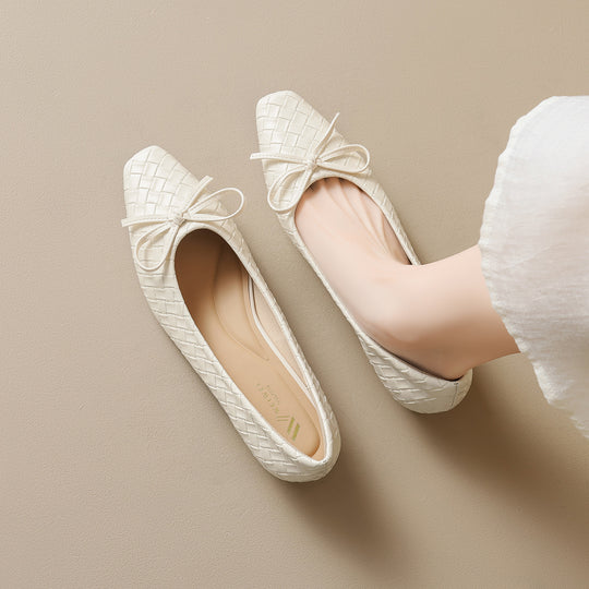 Damen Ballerinas mit hochwertigem geflochtenem Design und zartem Schleifendetail EB