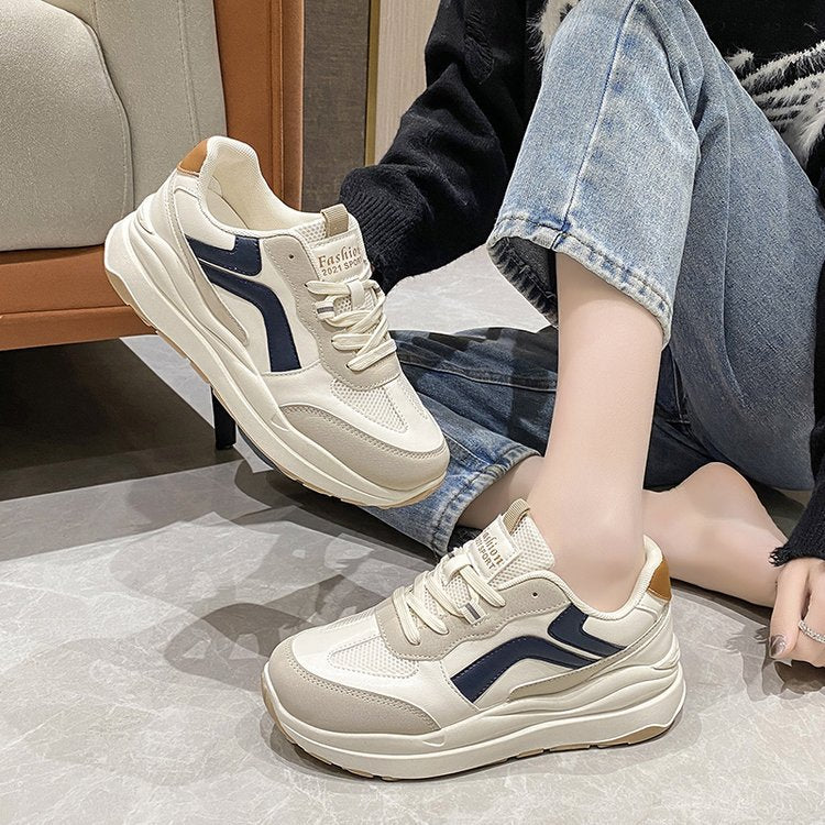 Damen Sneaker mit dämpfender Laufsohle und atmungsaktivem Obermaterial EB