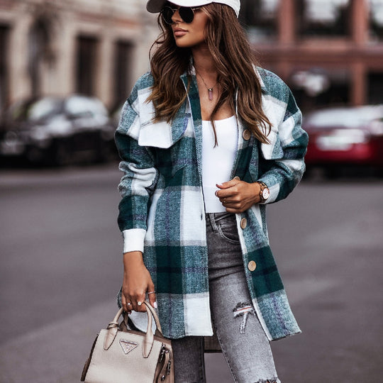 Damen Karierte Overshirt-Jacke mit praktischen Brusttaschen EB