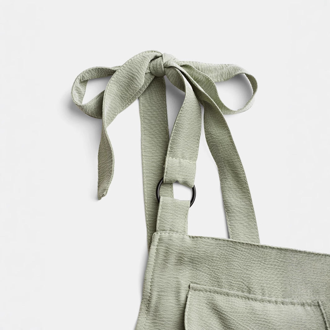 Damen Overall mit verstellbaren Trägern und praktischen Taschen EB