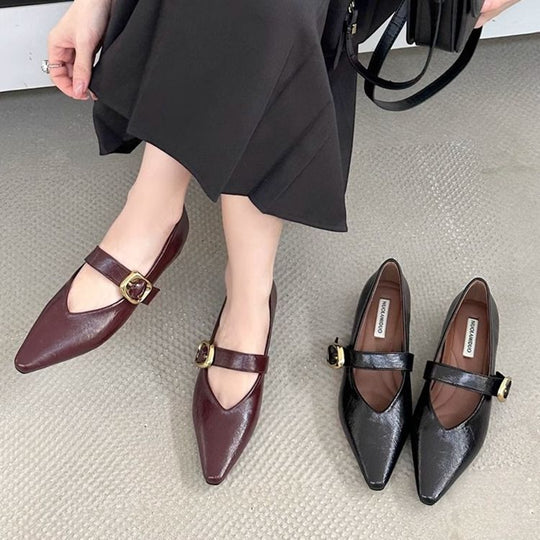 Damen elegante Pumps mit glänzendem Riemchen EB