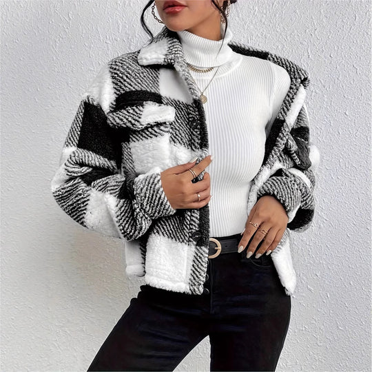 Damen Kuschelige Karojacke mit Umlegekragen EB