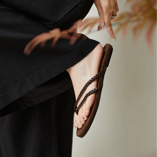 Damen Zehentrenner mit geflochtenem Riemendesign EB