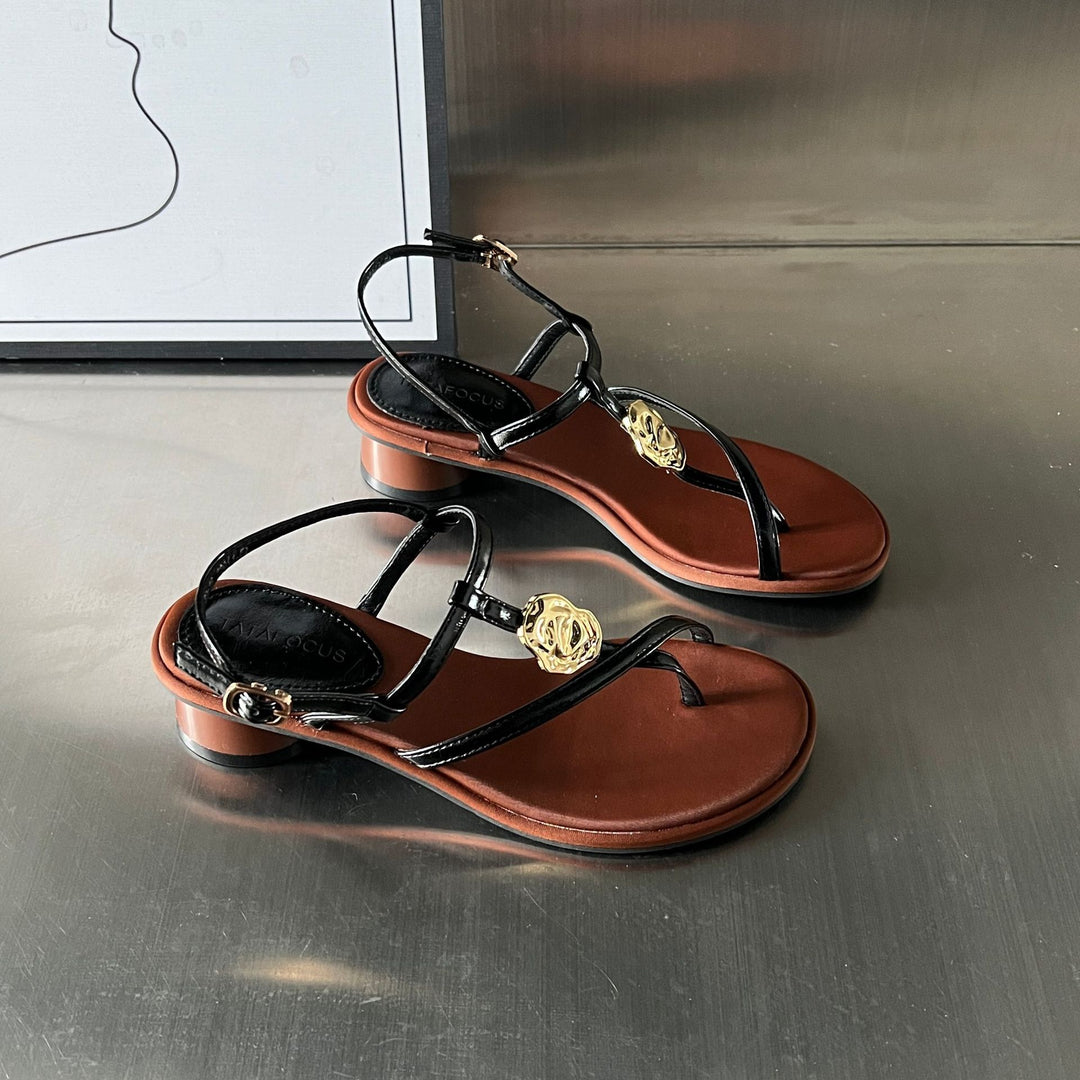 Damen Elegante Sandalen mit kostbaren Verzierungen und komfortablem Absatz EB