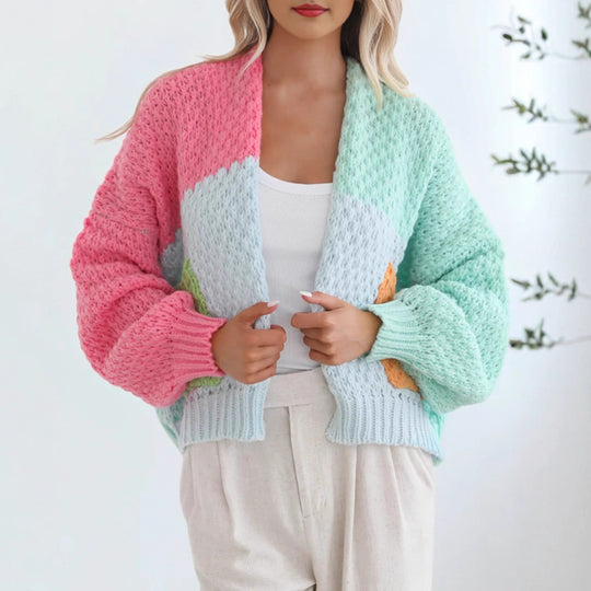 Damen kuschelige Strickjacke mit oversized Ärmeln und Farbkombination EB