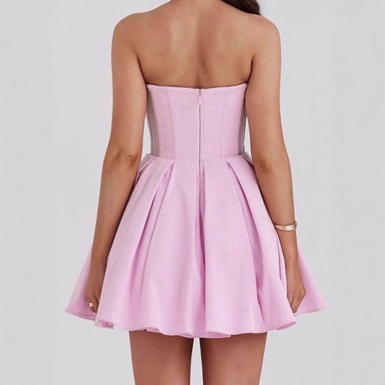 Damen Cocktailkleid mit herzförmigem Ausschnitt und schwingendem Rock EB