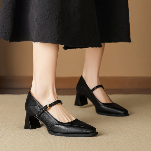 Damen Klassische Pumps mit verstellbarem Riemen EB