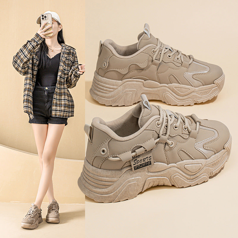 Damen Sportliche Chunky Sneakers mit innovativem Sohlenprofil EB