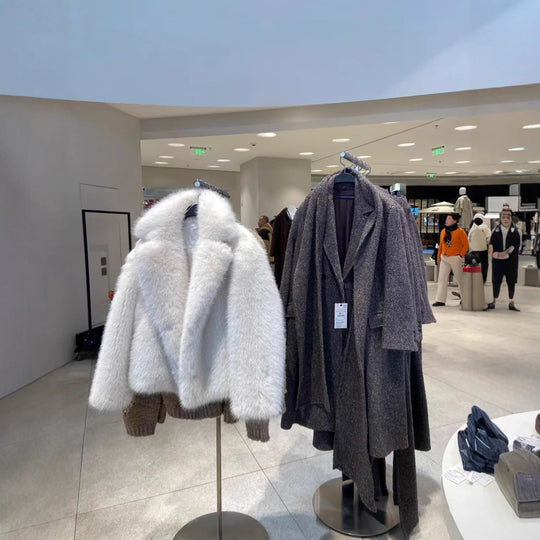 Damen kuschelige Oversize-Jacke mit auffälligem Kragen EB
