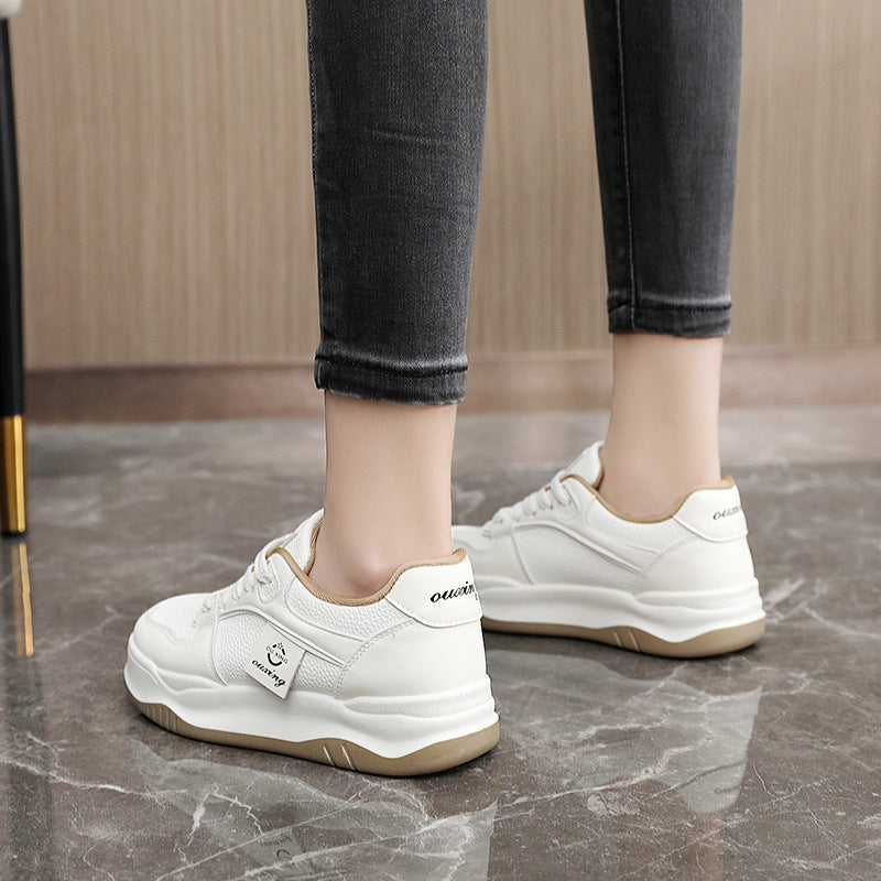 Damen Sportliche Sneakers mit dämpfendem Profil und stylischem Design EB
