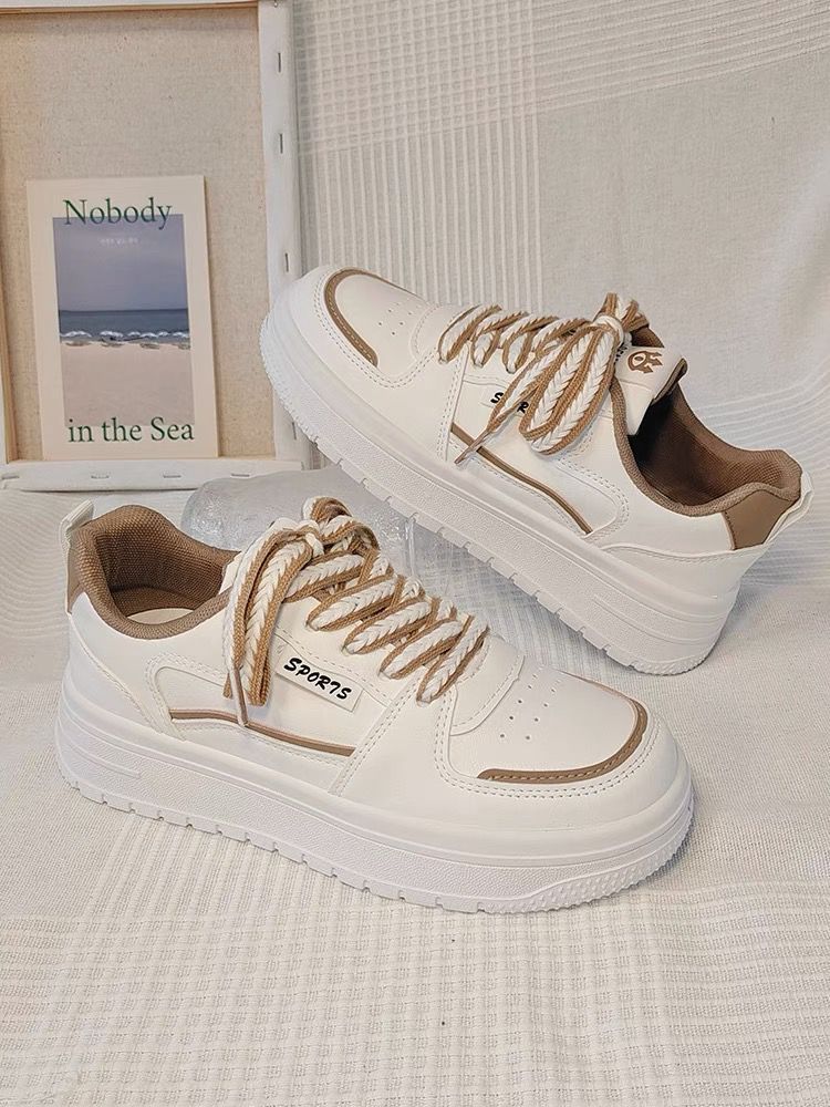Damen Sportliche Sneakers mit modischer Plateau-Sohle und dämpfendem Komfort EB