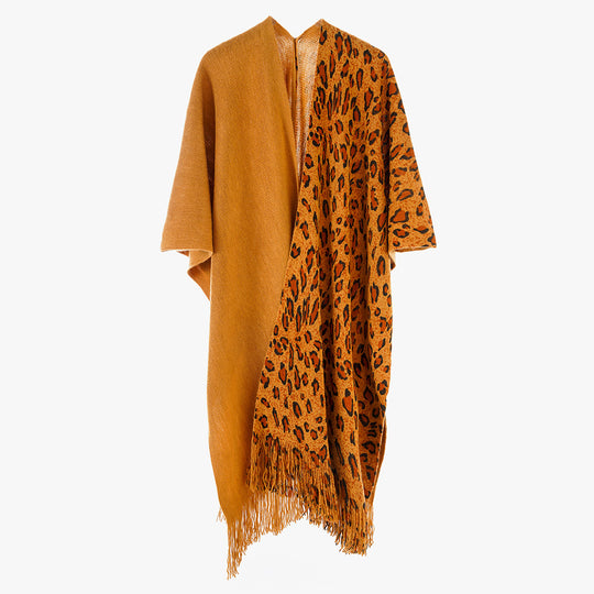 Damen Zweifarbiger Wollmix-Mantelponcho im Kimono-Schnitt mit Animal-Jacquard und Fransensaum EB