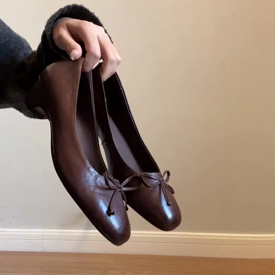 Damen elegante Ballerinas mit stabiler Sohle und dekorativem Schleifenakzent EB