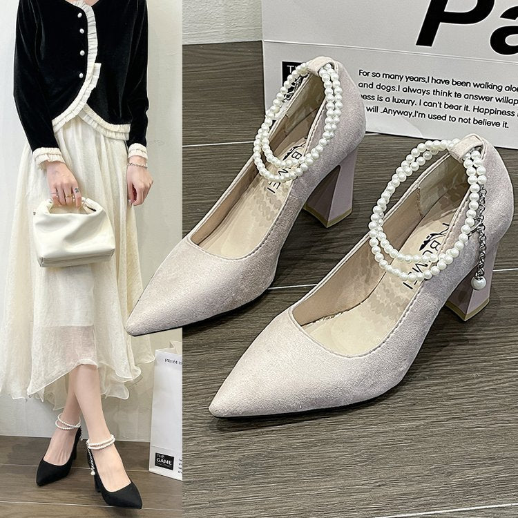Damen elegante Pumps mit perlverziertem Riemen und blockiertem Absatz EB