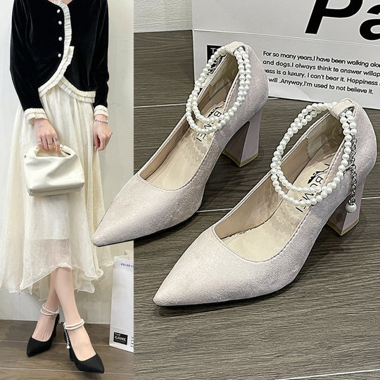 Damen elegante Pumps mit perlverziertem Riemen und blockiertem Absatz EB