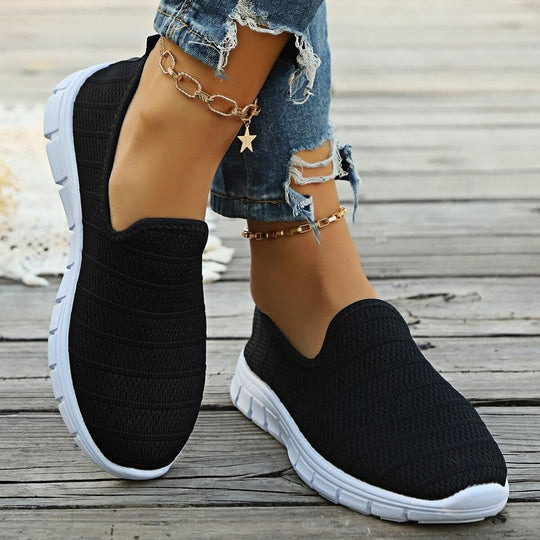 Damen Slip-On Sneakers mit atmungsaktiver Oberflächenstruktur und rutschfester Sohle EB