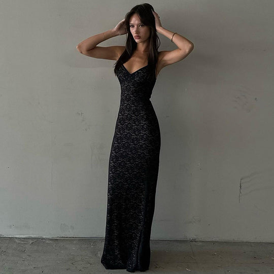 Damen Spitzenkleid mit zarten Spaghettiträgern und fließendem Schnitt EB