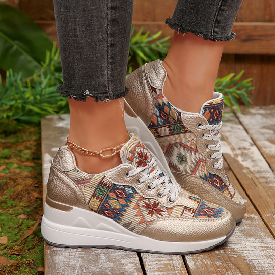 Damen Sportliche Sneakers mit kunstvoller Mustervariation und komfortabler Dämpfung EB