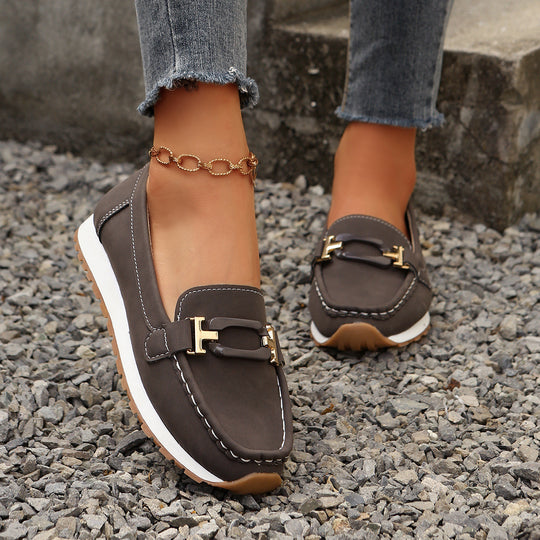 Damen Mokassins mit glamourosem Metall-Detail EB
