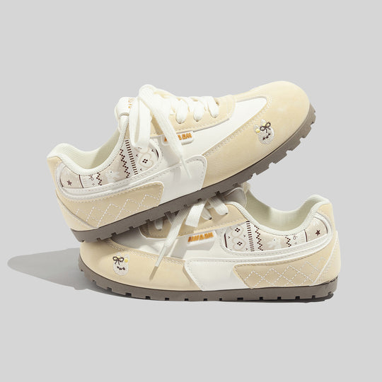 Damen Sneakers mit innovativen Tierapplikationen und bequemer Dämpfung EB
