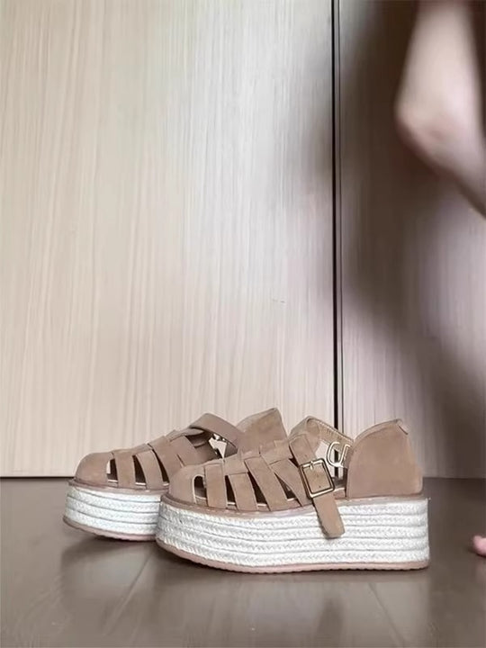 Damen Plattform-Sandalen mit geflochtenem Riemendetail und bequemer Sohle EB