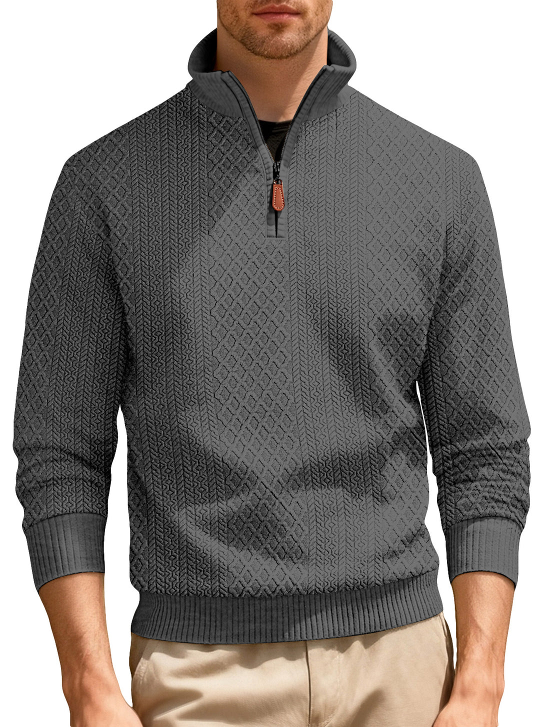 Herren nan feinstrukturierter Halbzip-Pullover im Jacquard-Relief mit hohem Stehkragen und Leder-Zipper EB