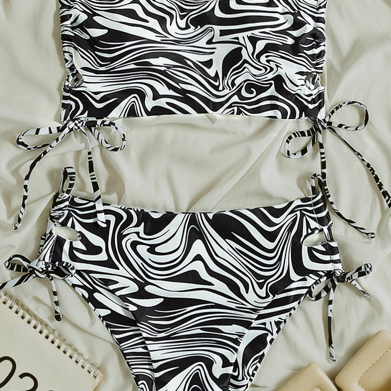 Damen Bandeau-Bikini-Set mit Stilvollem Rüschendesign EB