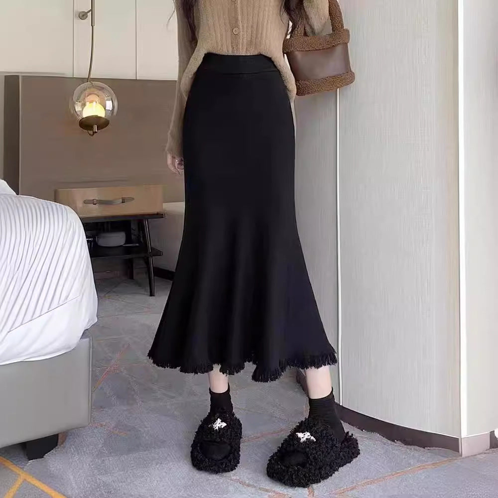 Damen Eleganter Maxirock mit voluminösem Saum und fransigen Details EB