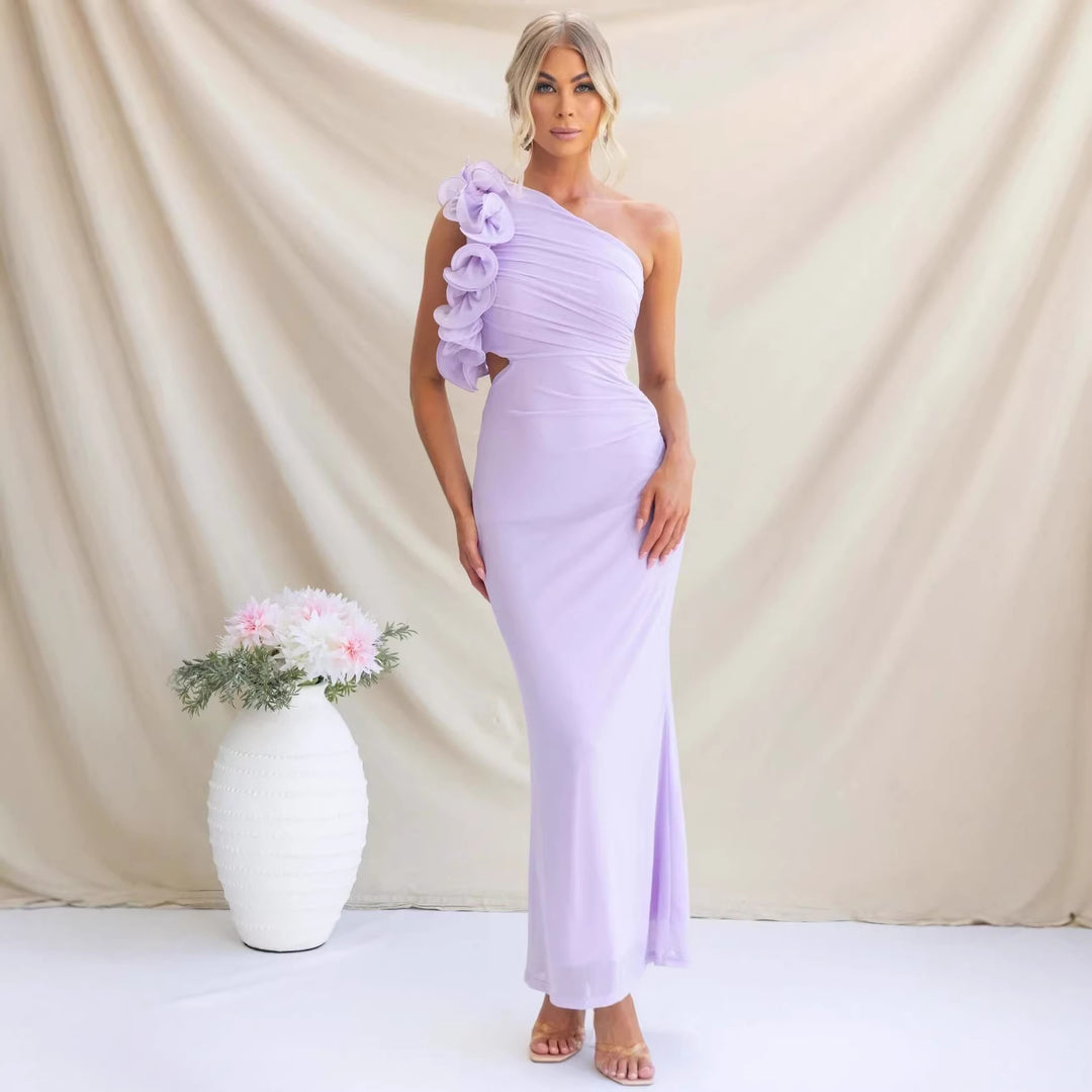 Damen Elegantes Rüschen-Maxikleid mit einem schulterfreien Design und figurbetontem Schnitt EB