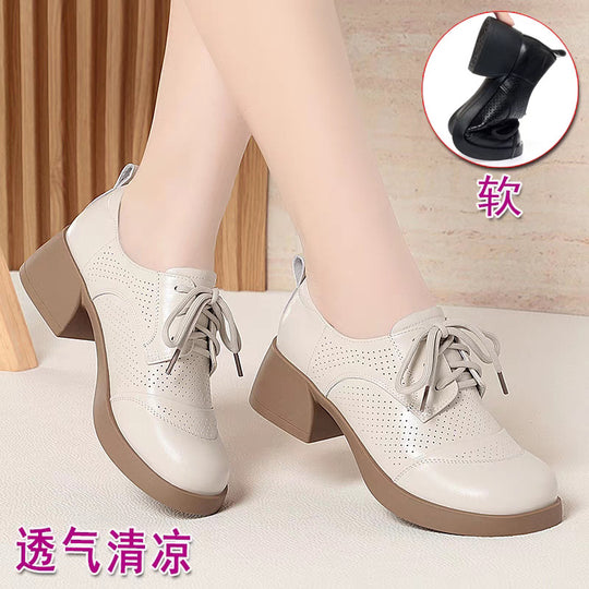 Damen Schnürschuhe mit perforiertem Obermaterial und blockigem Absatz EB