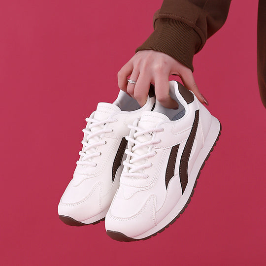 Damen Sportliche Sneakers mit hochwertigem Obermaterial und rutschfester Sohle EB