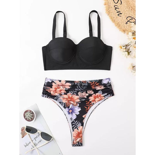 Damen Bikini-Set mit gepolstertem Oberteil und modischen floralem Slip EB