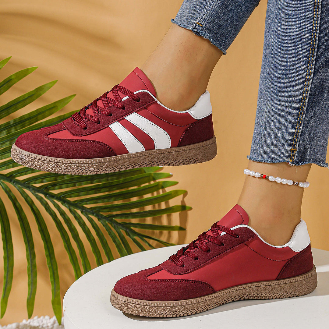 Damen Sportlich-Exklusive Sneakers mit weichem Obermaterial und rutschfester Sohle EB