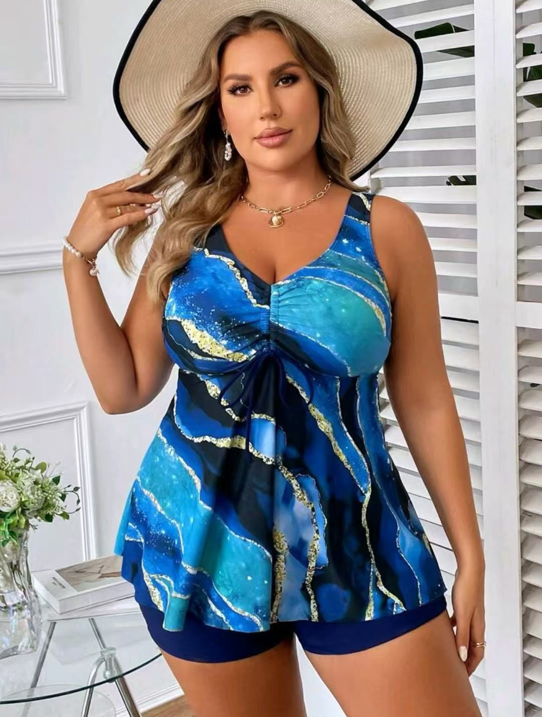 Damen Tankini mit modischer Raffung und lässigen Shorts EB