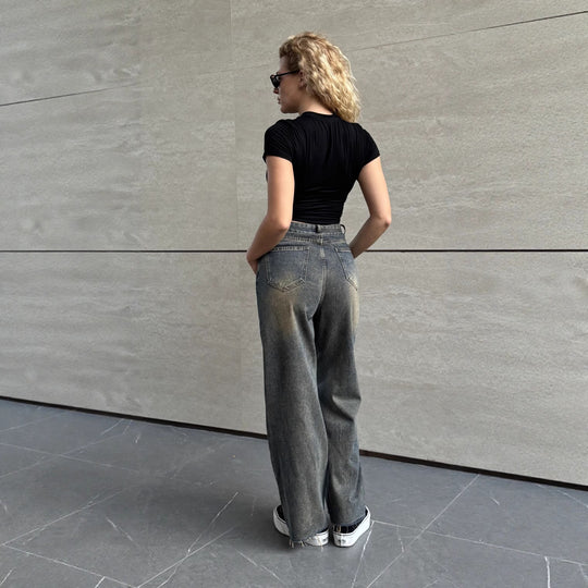 Damen Lässige Baqugy-Jeans mit modischen Rissdetails und Gürtel EB