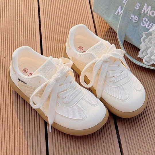 Damen Sneaker mit atmungsaktivem Mesh und flexiblem Einsatz EB