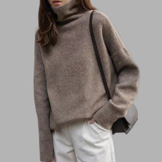 Damen Oversized Rollkragenpullover aus weichem Strick EB