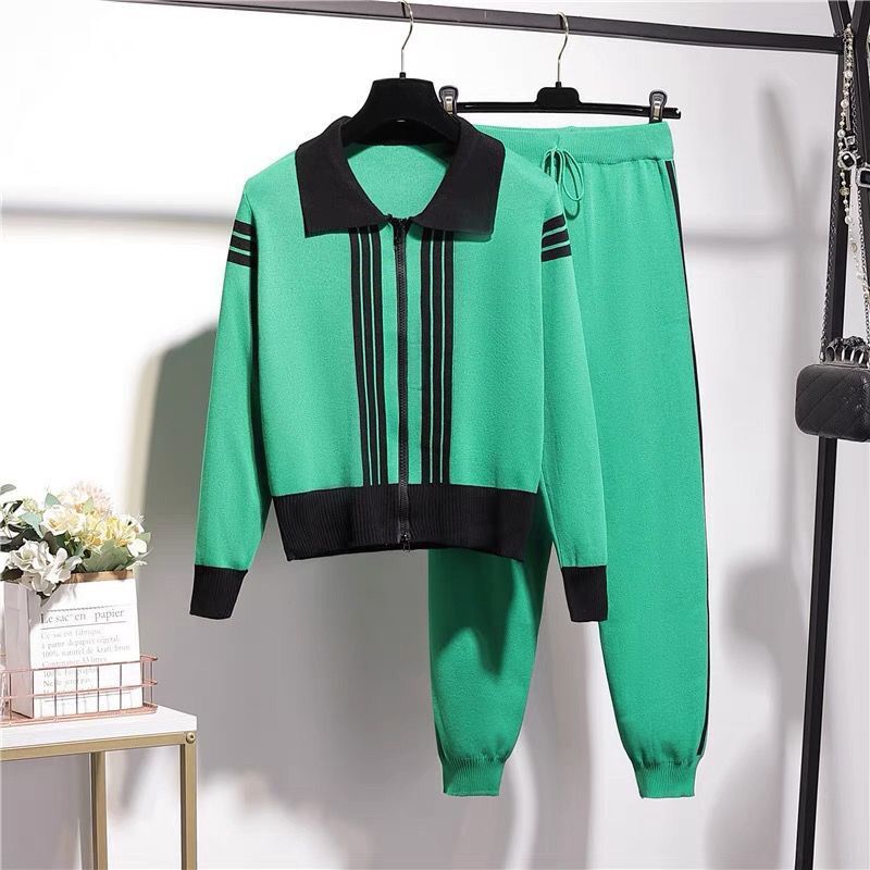 Damen modisches Strick-Loungewear-Set mit Reißverschluss und sportlichen Details EB