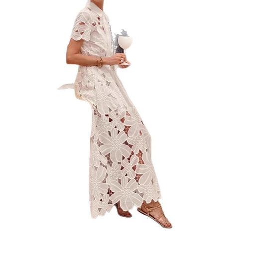 Damen nan langes Spitzenkleid mit Hemdblusenkragen, floraler ausgeschnittener Spitze und Bindegürtel EB