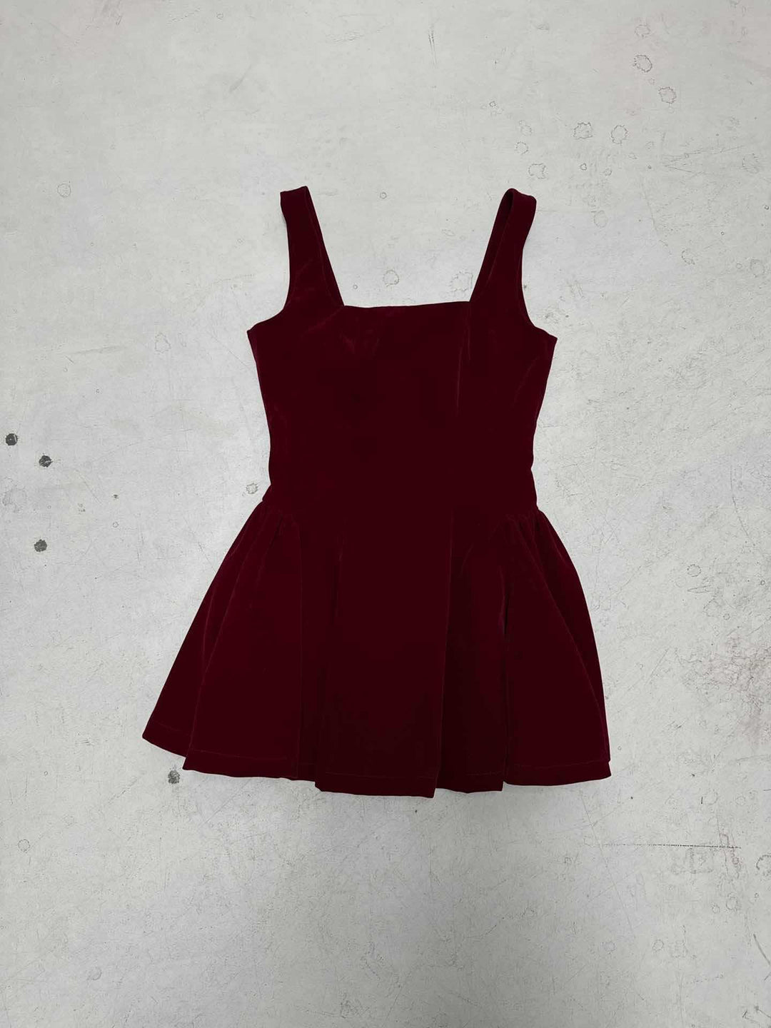 Damen Kurzes Samtkleid mit hochwertigem Schnitt und A-Linien-Silhouette EB