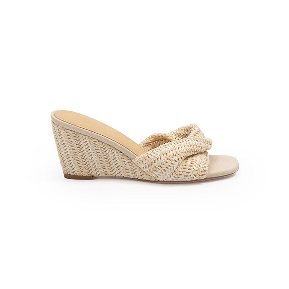 Damen Wedgesandalen mit kunstvoll geflochtenem Riemendesign und komfortablem Fußbett EB