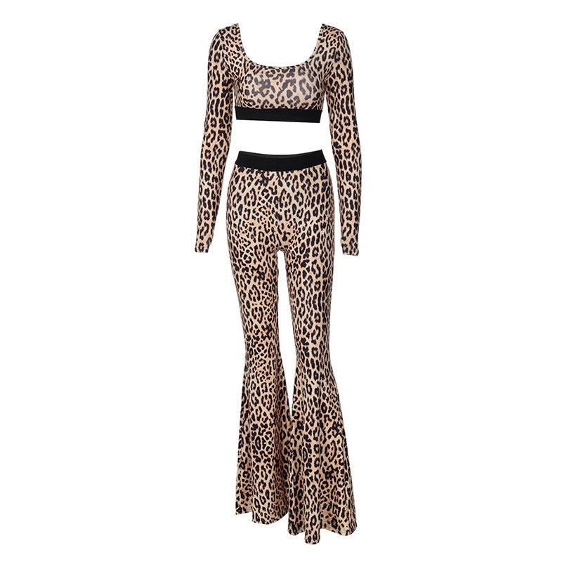 Damen Figurbetontes Flared Jumpsuit mit Animal-Print EB